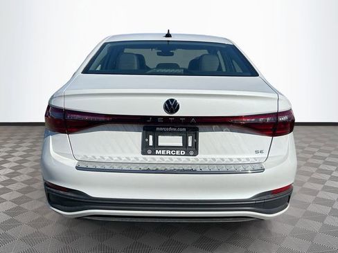 New 2025 Volkswagen Jetta SE image 6