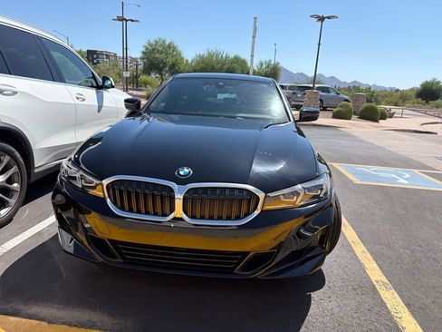 Used 2023 BMW 330i Sedan w/ Convenience Package RWD image 2