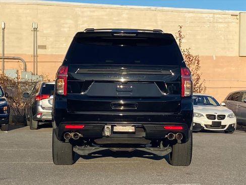 Used 2022 Chevrolet Suburban High Country image 4