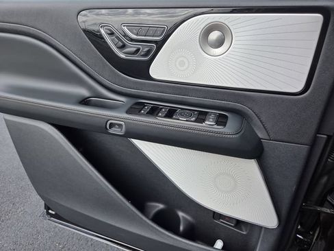 New 2026 Lincoln Aviator Reserve AWD/4WD image 15