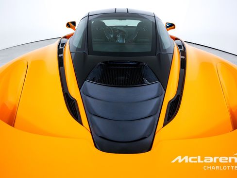 Used 2019 McLaren 720S image 21