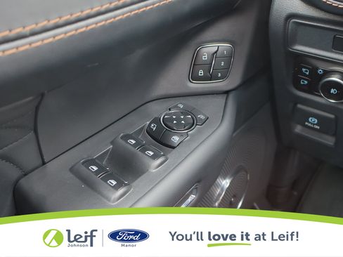 Used 2023 Ford Expedition Platinum image 16