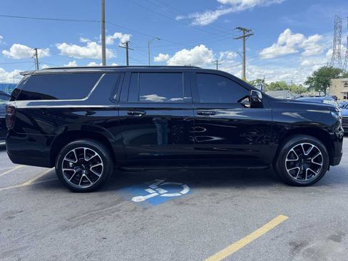 Used 2024 Chevrolet Suburban RST w/ Luxury Package AWD/4WD image 4