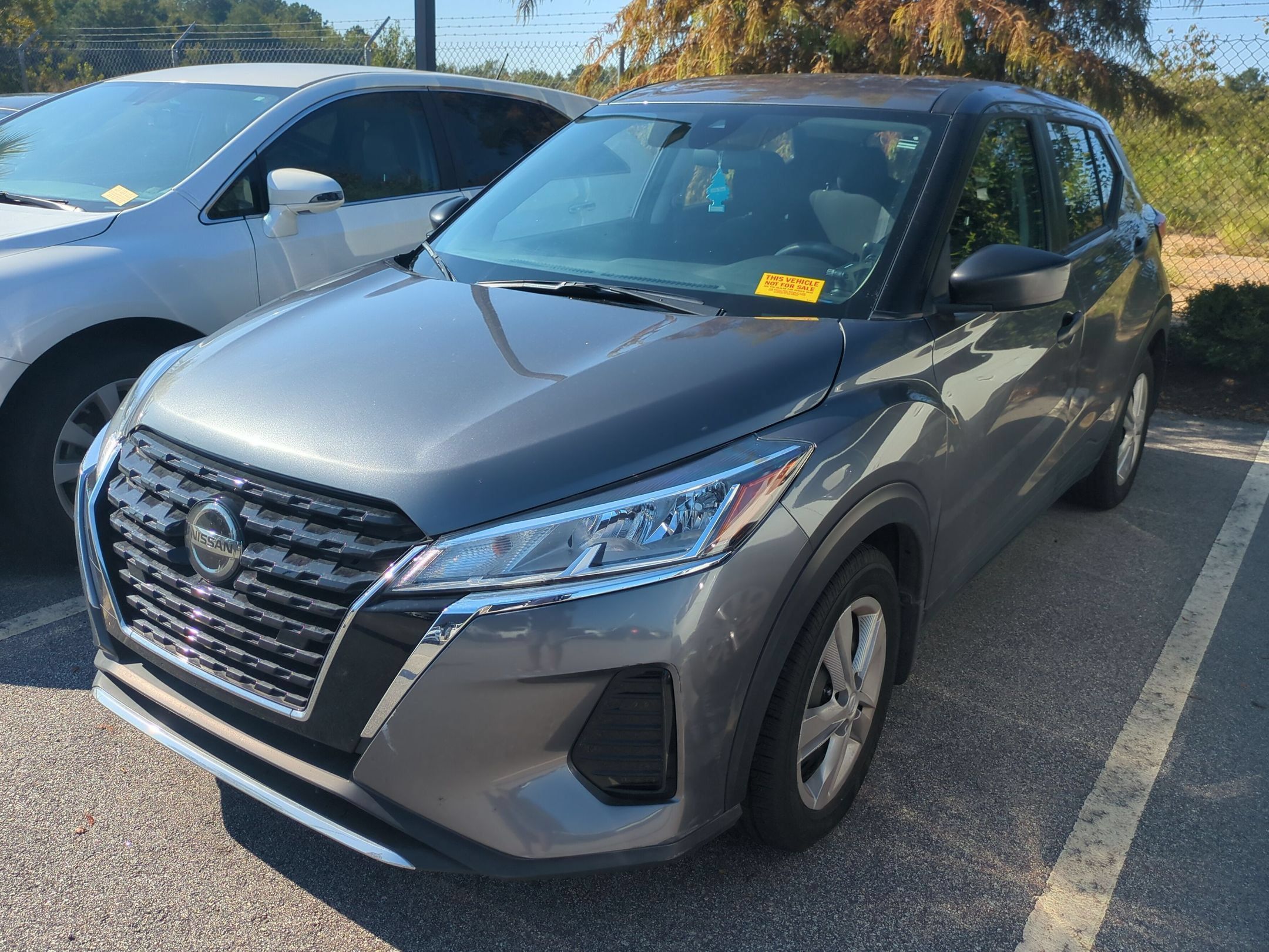 Certified 2021 Nissan Kicks S FWD image 4