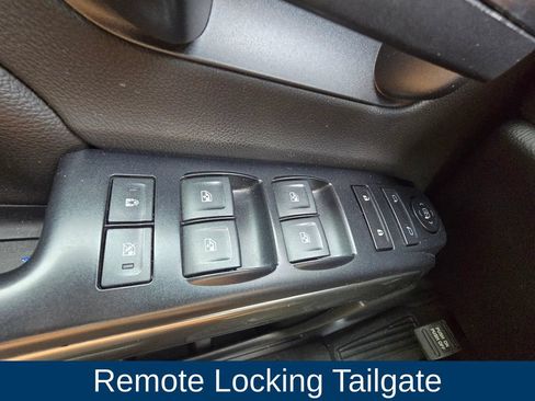 Used 2018 Chevrolet Silverado 1500 LT w/ All Star Edition AWD/4WD image 20