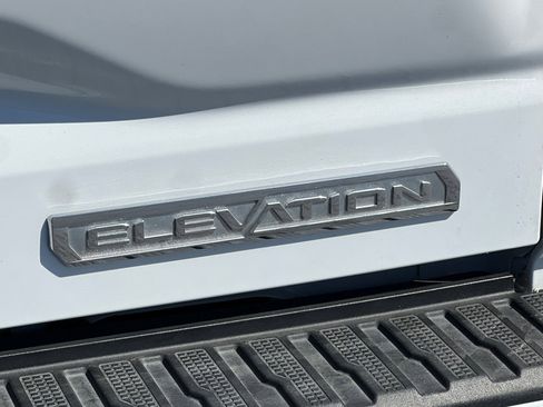 Used 2023 GMC Sierra 1500 Elevation image 49