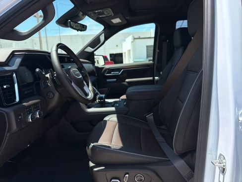 New 2026 GMC Sierra 1500 Denali w/ Technology Package AWD/4WD image 11