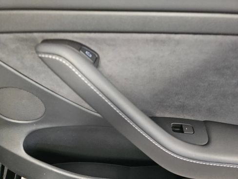 Used 2023 Tesla Model 3 Standard Range RWD image 8