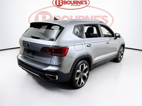 Used 2023 Volkswagen Taos SEL AWD/4WD image 11