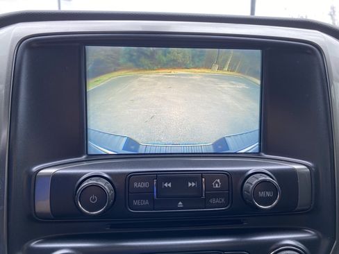 Used 2018 Chevrolet Silverado 1500 LT w/ All Star Edition image 27