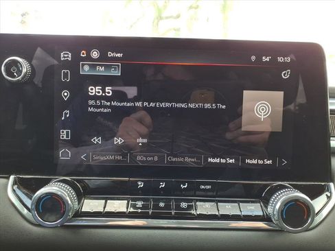 Used 2024 GMC Canyon Elevation w/ Convenience Package image 20