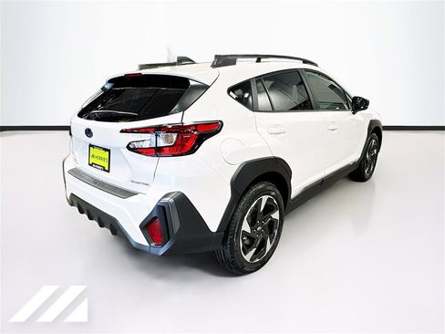 Certified 2025 Subaru Crosstrek 2.5i Limited w/ Popular Package #3A image 5