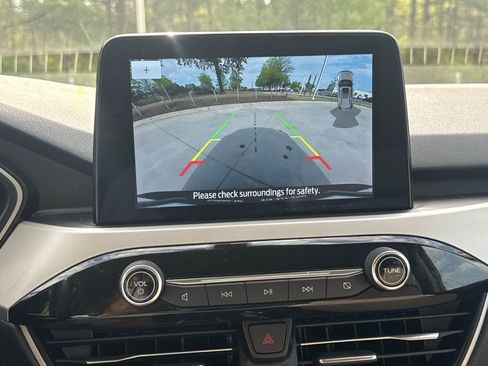 Used 2020 Ford Escape SEL image 24