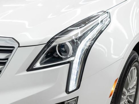 Used 2017 Cadillac XT5 Luxury w/ Driver Awareness Package AWD/4WD image 41