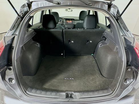 Used 2024 Nissan Kicks S FWD image 27