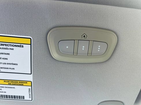 Certified 2021 Jeep Cherokee Latitude Lux w/ Sun & Sound Group FWD image 44