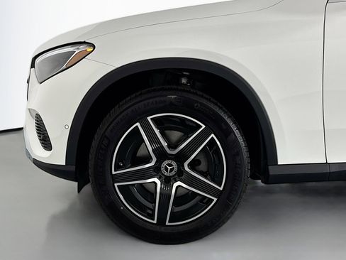 New 2026 Mercedes-Benz GLC 300 image 9