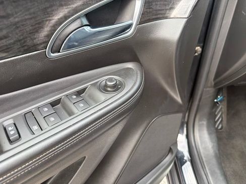 Used 2016 Buick Encore Convenience FWD image 15