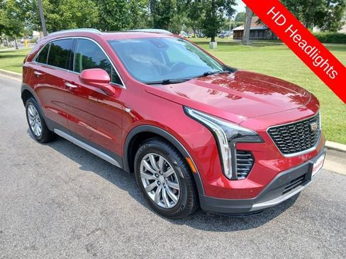 Used 2020 Cadillac XT4 Premium Luxury w/ Cold Weather Package FWD image 15