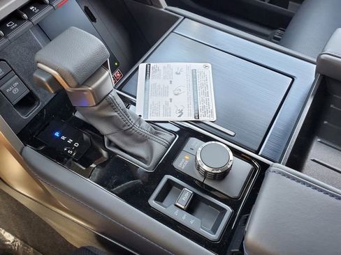 New 2026 Toyota Tundra Platinum AWD/4WD image 37