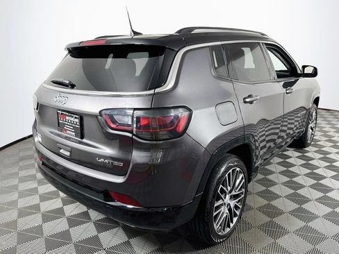 Used 2022 Jeep Compass Limited w/ Elite Group AWD/4WD image 7