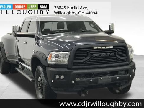 Used 2016 RAM 3500 Laramie Longhorn AWD/4WD image 3