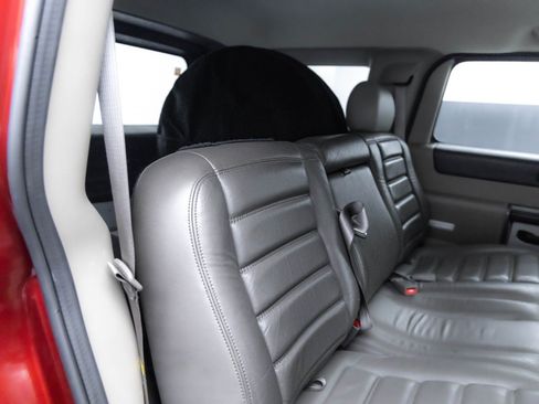 Used 2003 HUMMER H2 Luxury w/ Preferred Equipment Group image 20