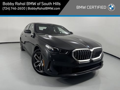 Used 2026 BMW 530i xDrive AWD/4WD image 1