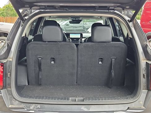 Used 2023 Kia Sorento EX w/ Panoramic Sunroof Package AWD/4WD image 10