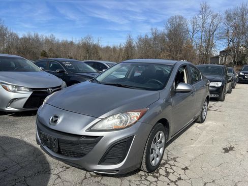 Used 2011 MAZDA MAZDA3 i Sport image 2