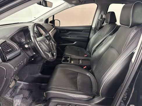 Used 2023 Honda Odyssey Elite image 4