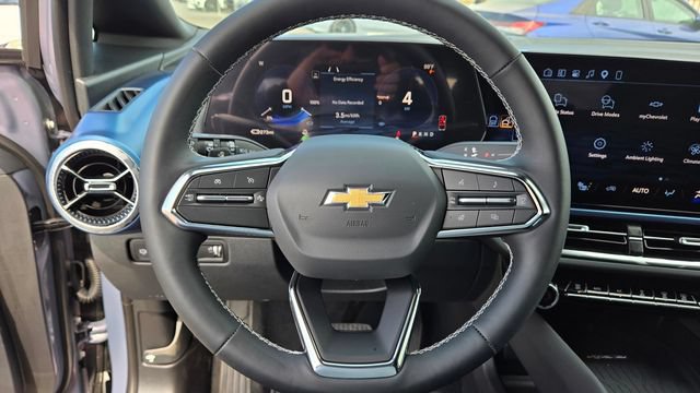 Used 2026 Chevrolet Equinox EV LT FWD image 26