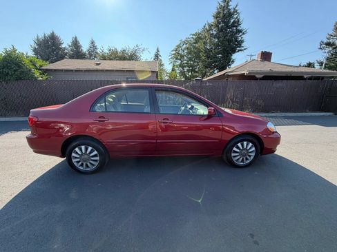 Used 2005 Toyota Corolla LE FWD image 4