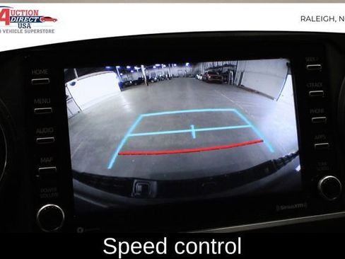 Used 2021 Toyota Tacoma TRD Off-Road image 8