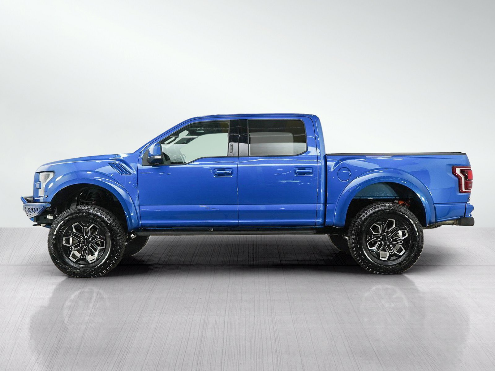Used 2020 Ford F150 Raptor w/ Equipment Group 802A Luxury AWD/4WD image 3