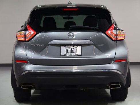 Used 2016 Nissan Murano S AWD/4WD image 2