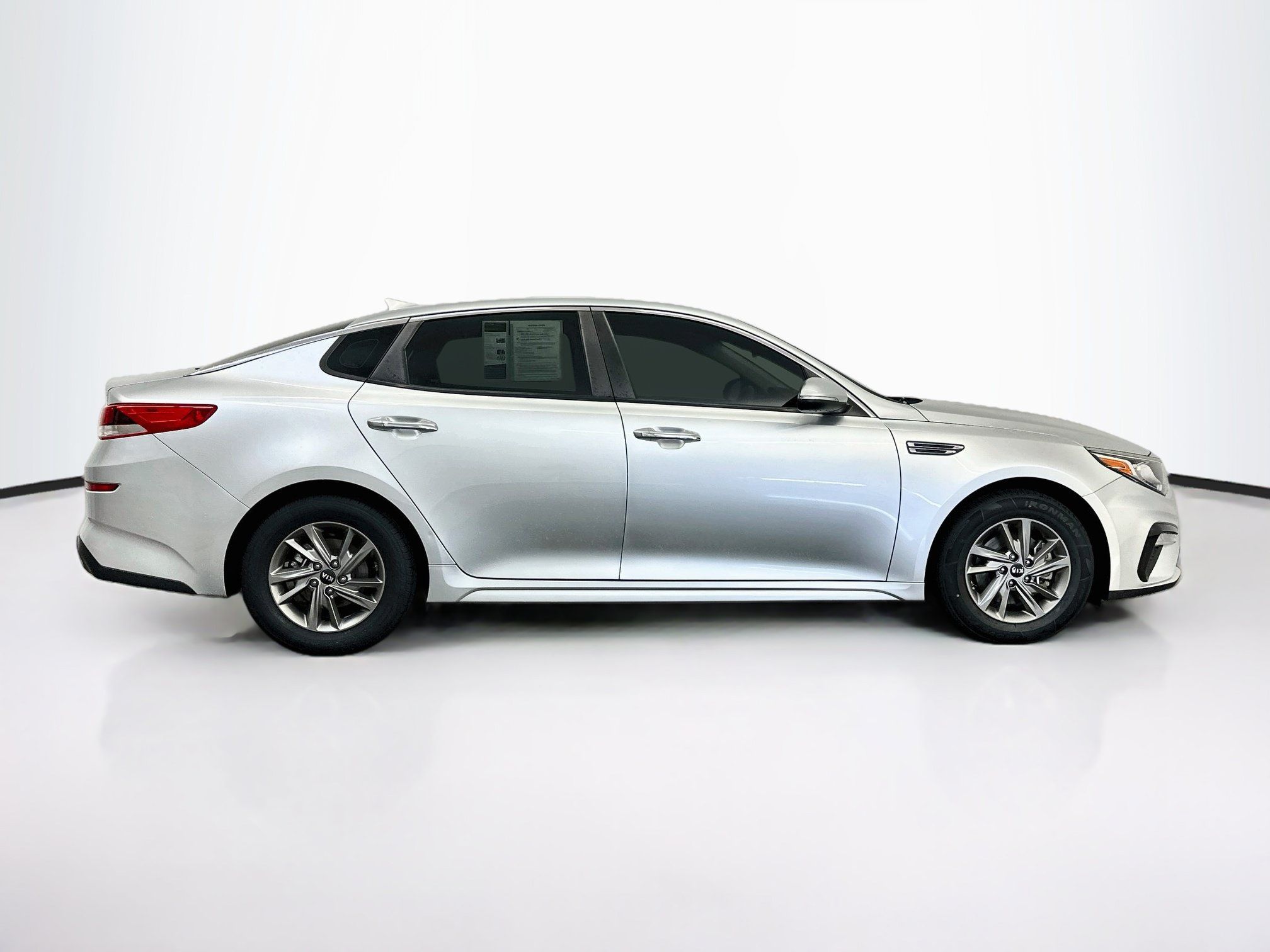 Used 2019 Kia Optima LX FWD image 10