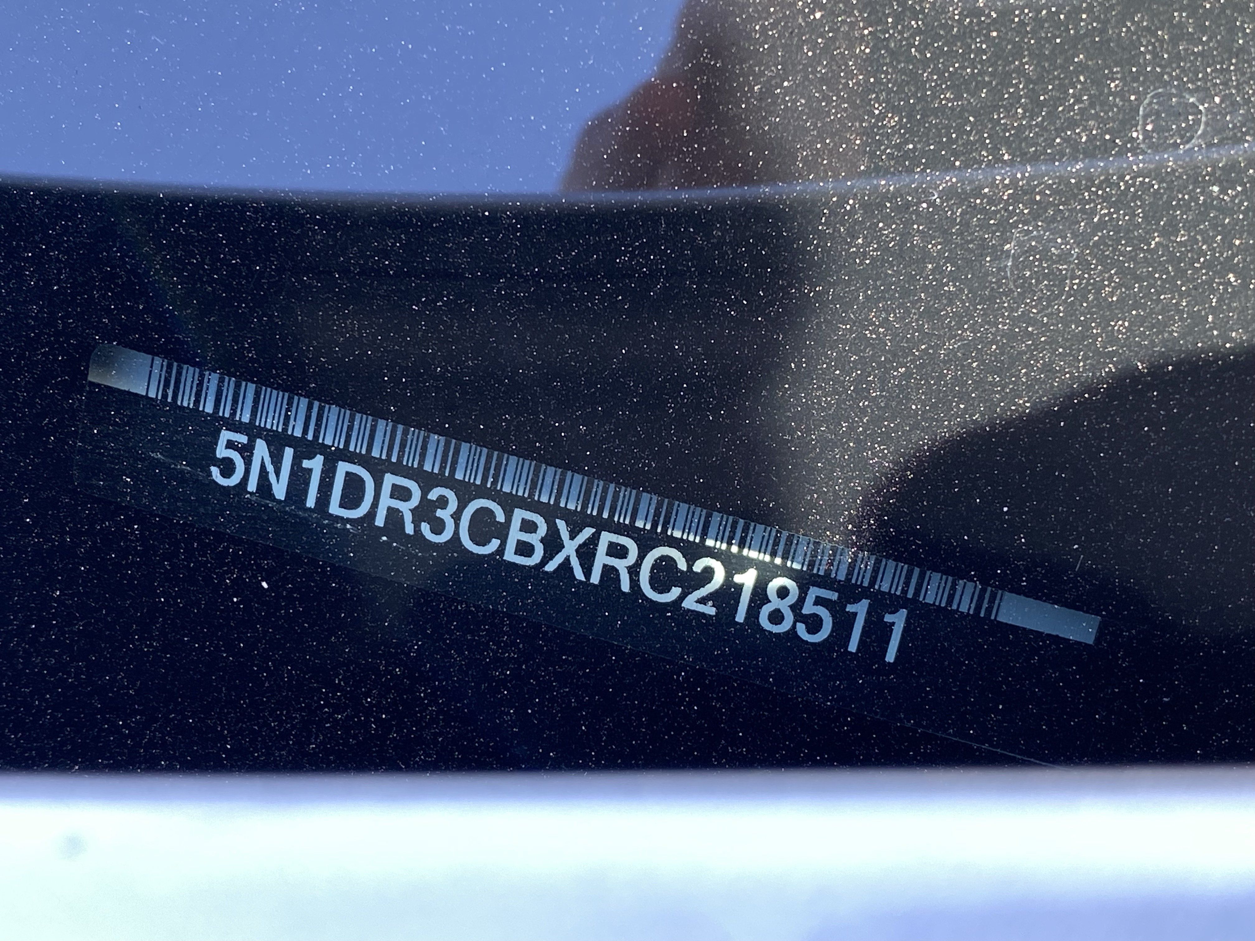 Used 2024 Nissan Pathfinder SL w/ SL Premium Package FWD image 10