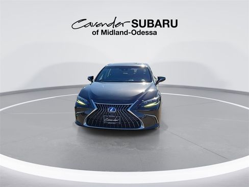 Used 2022 Lexus ES 300h Ultra Luxury w/ Accessory Package 2 image 2