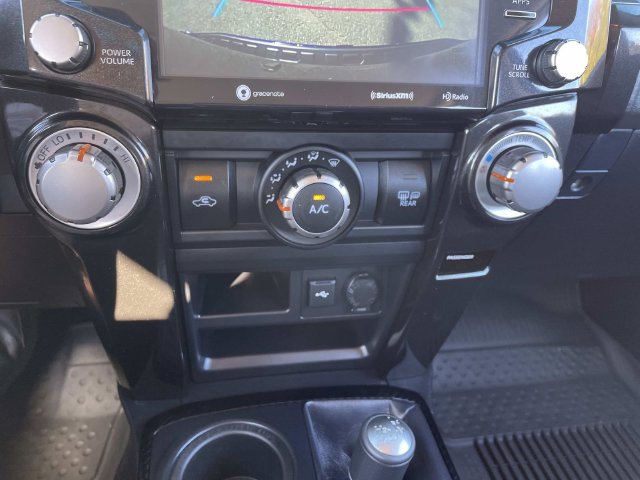 Used 2021 Toyota 4Runner Venture w/ Moonroof Package AWD/4WD image 24