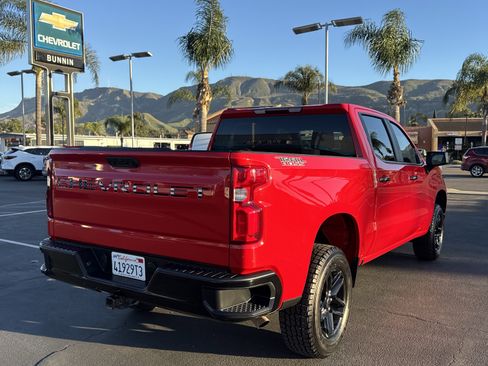 Used 2022 Chevrolet Silverado 1500 LT Trail Boss image 3
