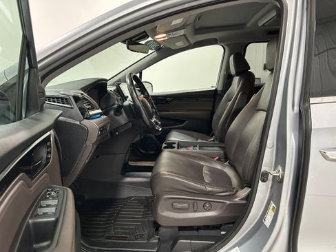 Used 2019 Honda Odyssey Elite image 4