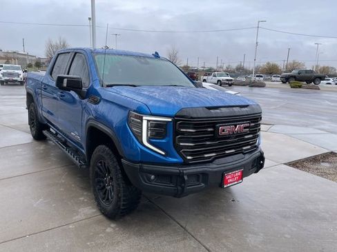 Used 2023 GMC Sierra 1500 AT4X image 7