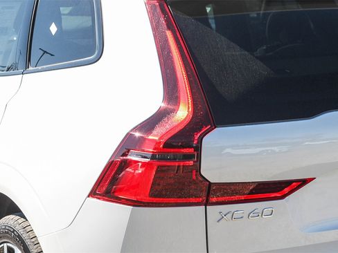 New 2026 Volvo XC60 B5 Plus w/ Climate Package PRO image 23