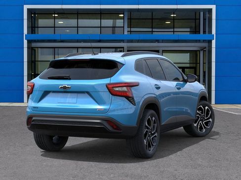 New 2026 Chevrolet Trax RS w/ Sunroof Package image 4