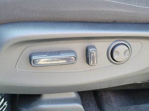 Certified 2025 Honda CR-V EX image 22