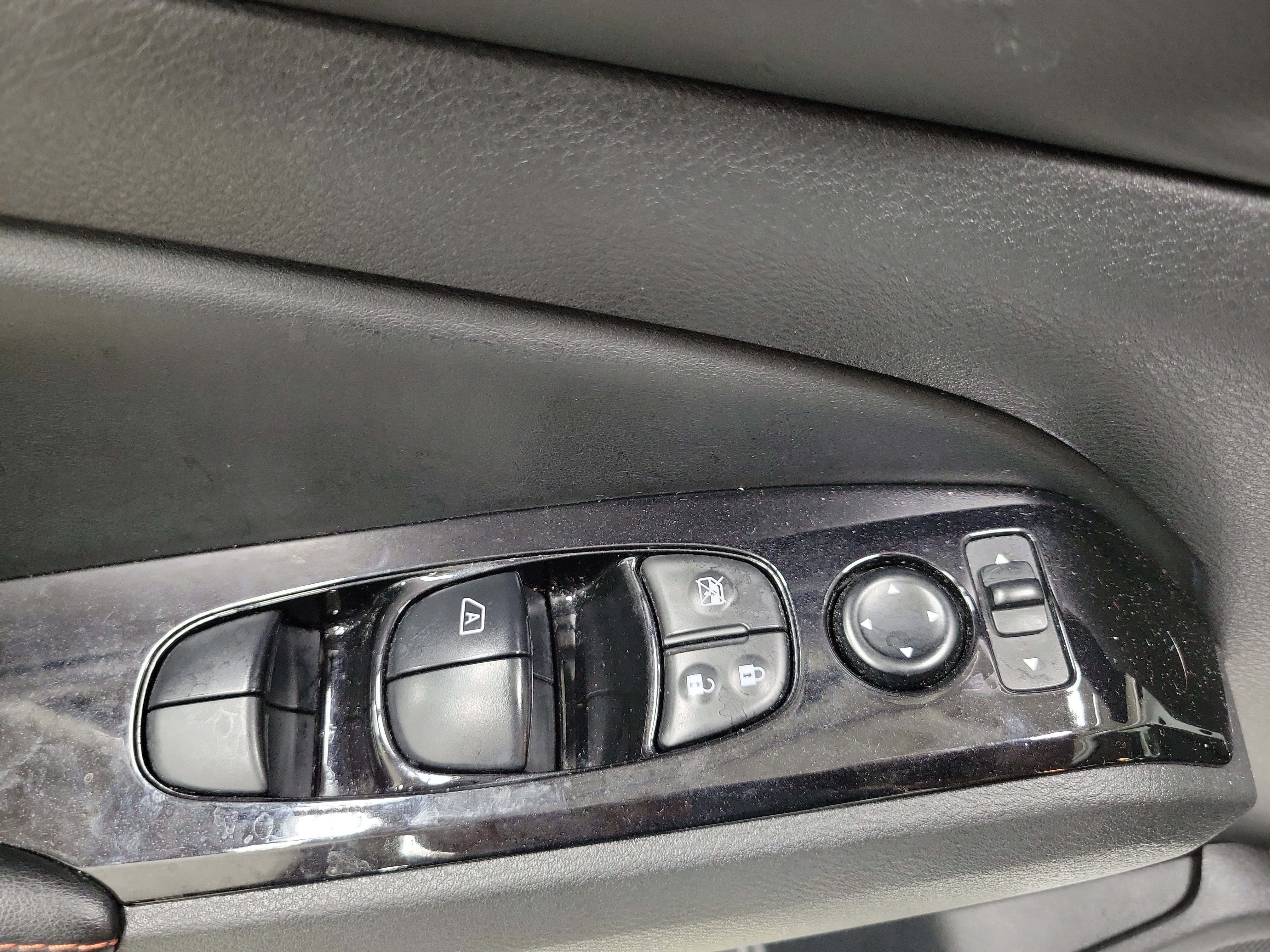 Used 2024 Nissan Altima 2.5 SR FWD image 20