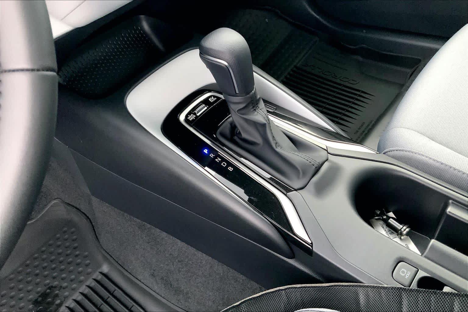 New 2027 Toyota Corolla SE FWD image 7