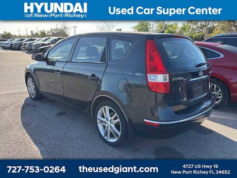 Used 2009 Hyundai Elantra w/ Premium-Sport Pkg 2 image 2