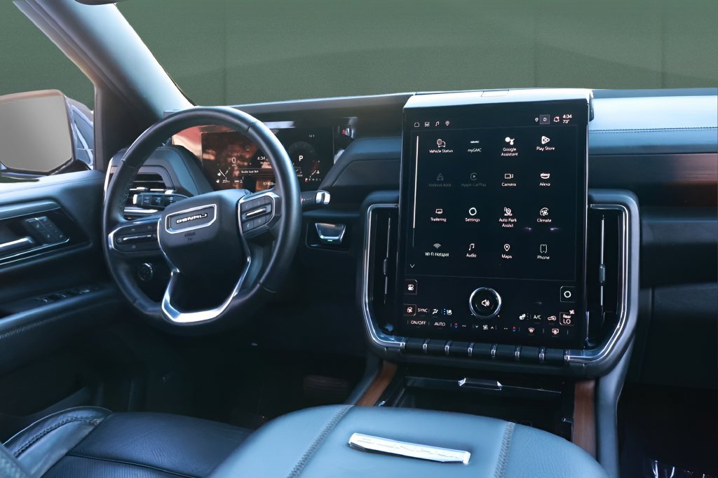 Used 2025 GMC Yukon XL Denali AWD/4WD image 37